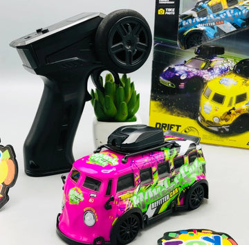 2.4GHz RC Mini Camera Drift Van