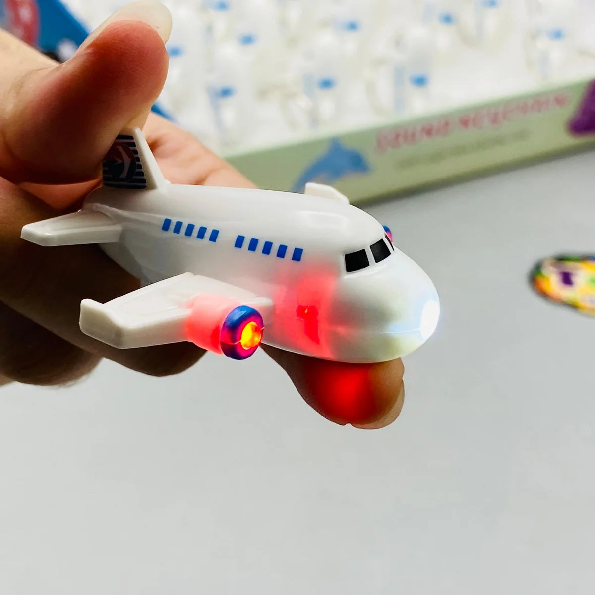 1Pc Airplane Model Keychain With Light & Sound