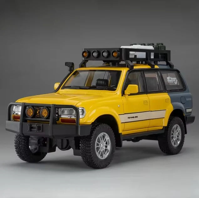 1:24 Diecast Toyota Land Cruiser LC80