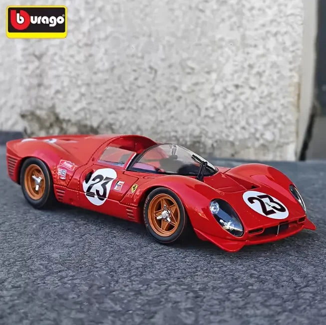 Bburago 1:24 Ferrari 330 P4 Daytona 1967 Model